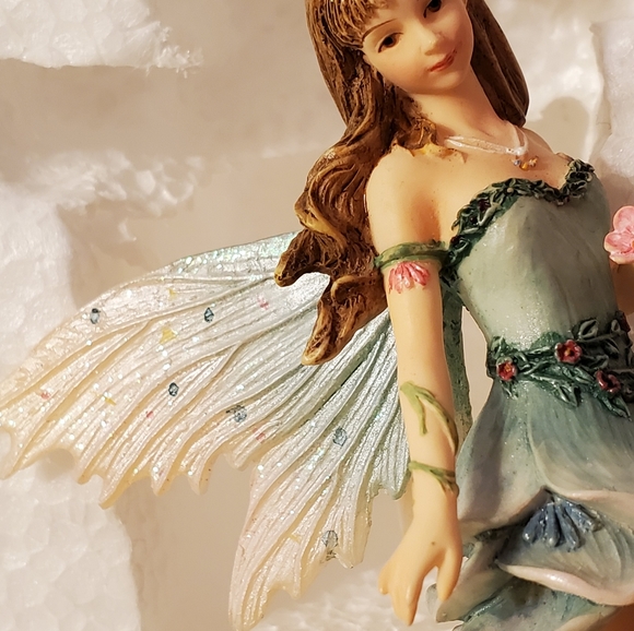 Faerie Glen SpringSong Fairy Ornament - Picture 2 of 16